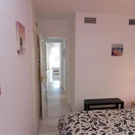 Beautiful Flat In Bahia De Apartment Casares